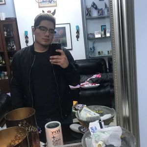 Meet your Posher, Eric